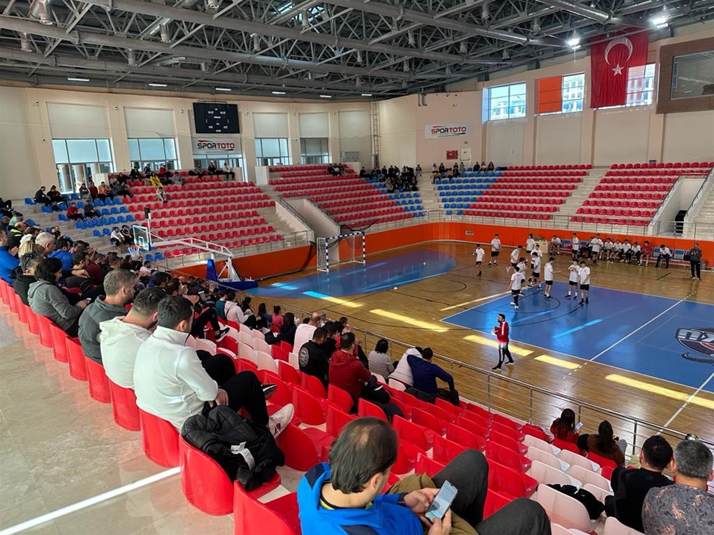 Hentbol-2